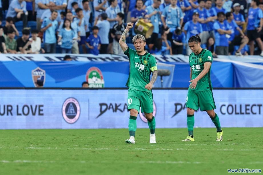 [图]中超-张稀哲制胜球 国安1-0新鹏城赶走5轮不堪